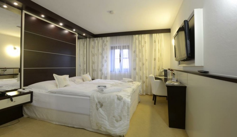 HOTEL GRAND **** Český Krumlov - dvoulůžkový pokoj - STANDARD